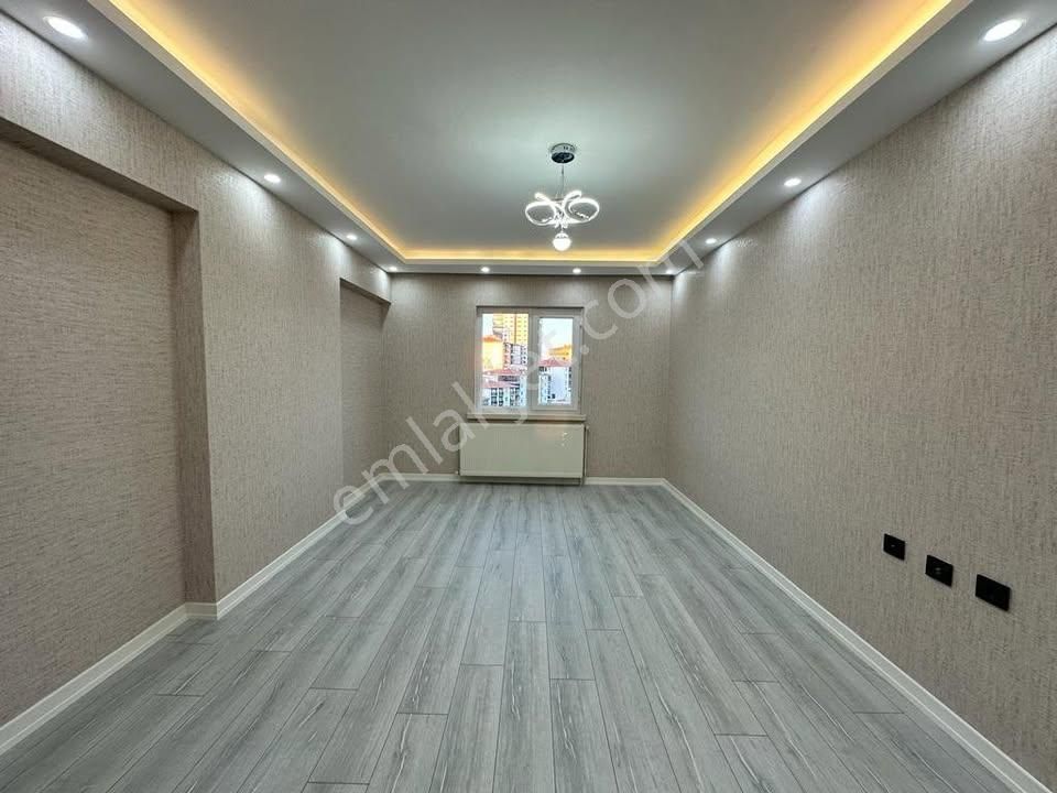 Beylikdüzü Merkez'de Oturuma Hazır Full+full Siteiçi 2+1 Dairemiz... - Görsel 13