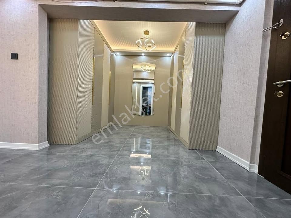 Beylikdüzü Merkez'de Oturuma Hazır Full+full Siteiçi 2+1 Dairemiz... - Görsel 30