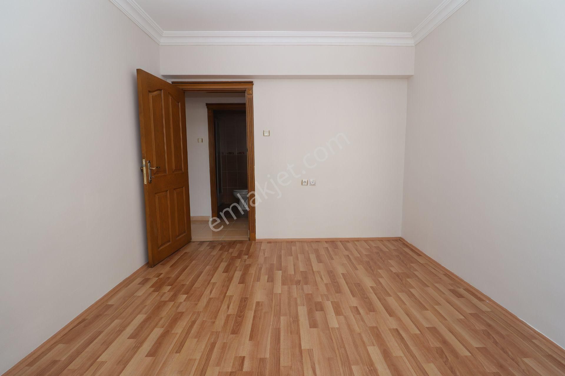 Akif'ten Elvankent Topçu'da 3+1 Ön Cephe Kiralık Daire - Görsel 12