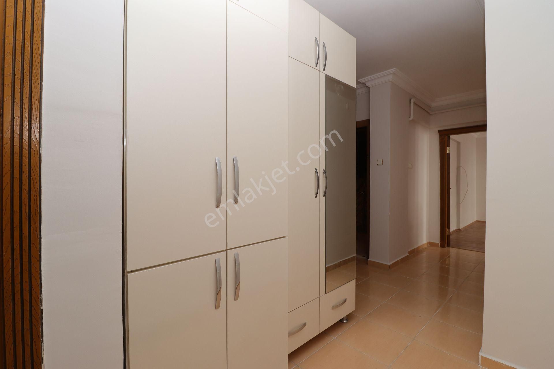 Akif'ten Elvankent Topçu'da 3+1 Ön Cephe Kiralık Daire - Görsel 10