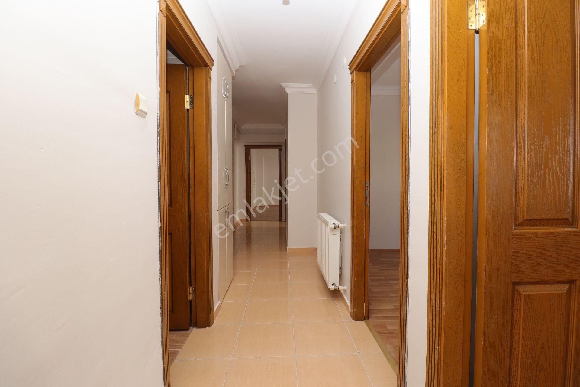 Akif'ten Elvankent Topçu'da 3+1 Ön Cephe Kiralık Daire - Görsel 13