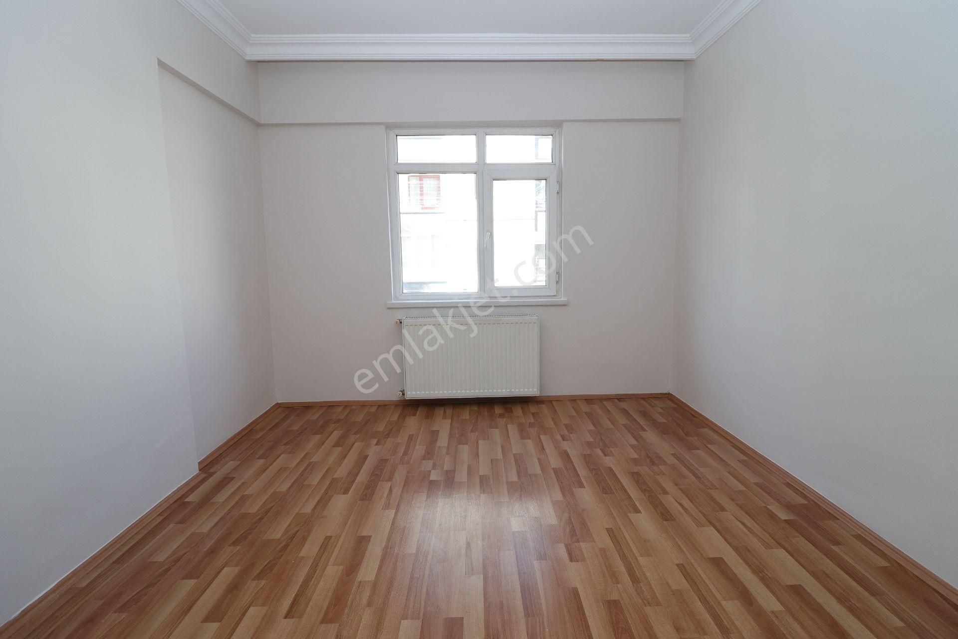 Akif'ten Elvankent Topçu'da 3+1 Ön Cephe Kiralık Daire - Görsel 11