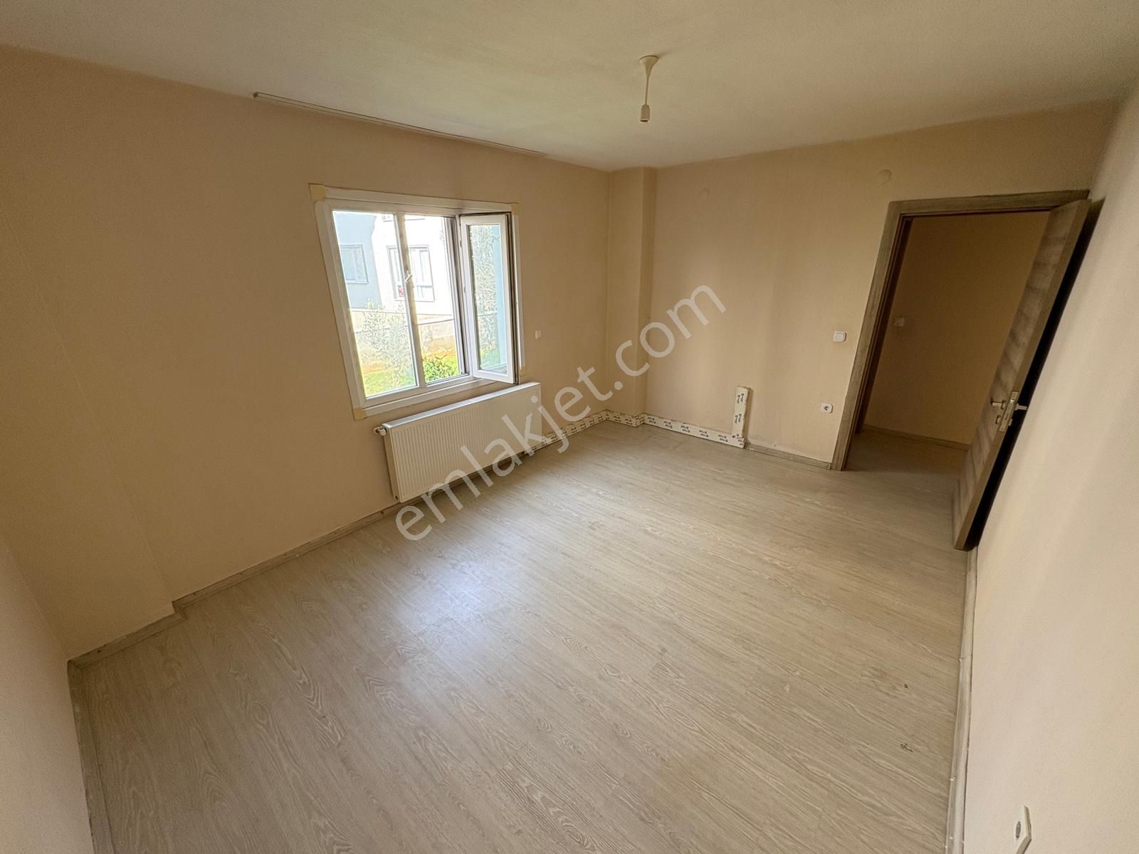 Huzur Gayrimenkul Den Mithatpaşa Mahallesinde 3+1 Kiralık Daire - Görsel 27