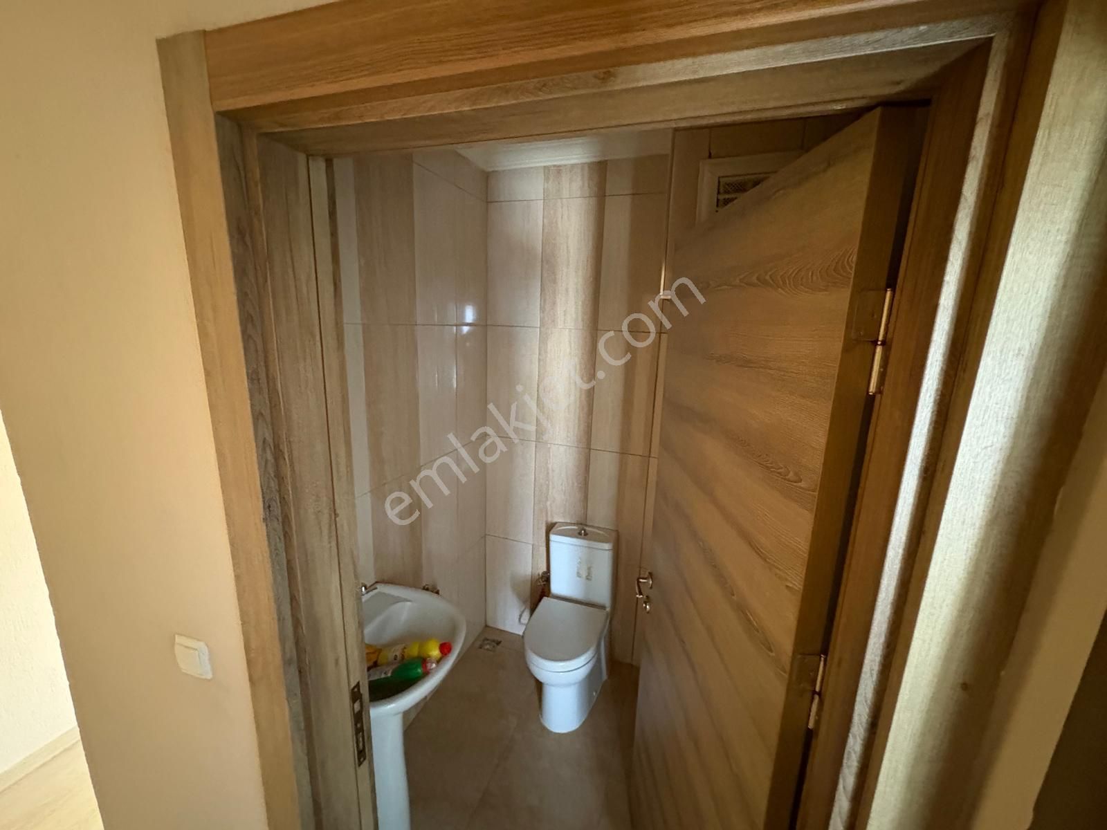 Huzur Gayrimenkul Den Mithatpaşa Mahallesinde 3+1 Kiralık Daire - Görsel 15