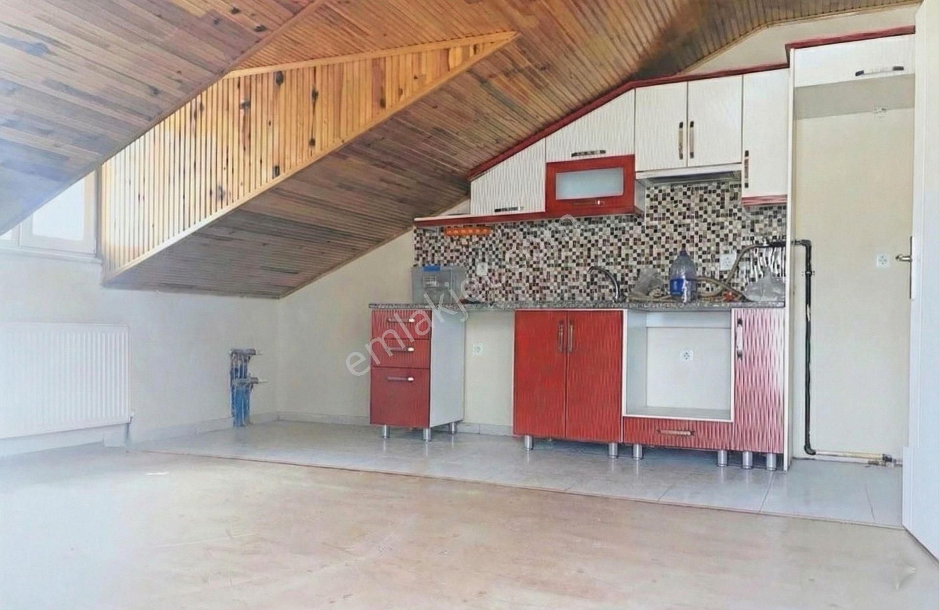 Mertcan'dan İskanlı Cadde 1dk Metro 6dk 2 Aileye Uygun Dubleks 4+2 - Görsel 20