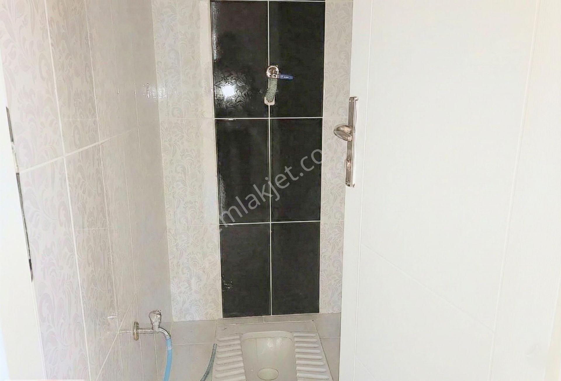 Mertcan'dan İskanlı Cadde 1dk Metro 6dk 2 Aileye Uygun Dubleks 4+2 - Görsel 12