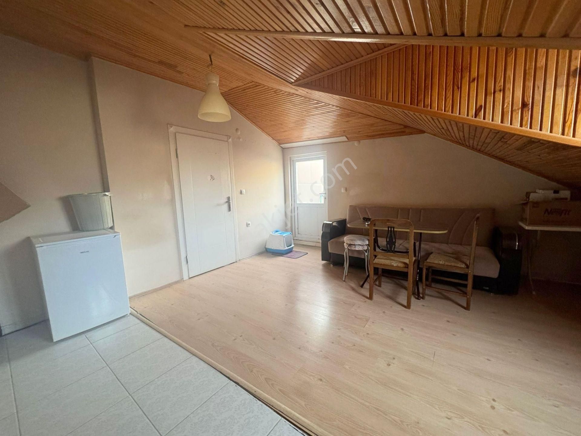 Mertcan'dan İskanlı Cadde 1dk Metro 6dk 2 Aileye Uygun Dubleks 4+2 - Görsel 22