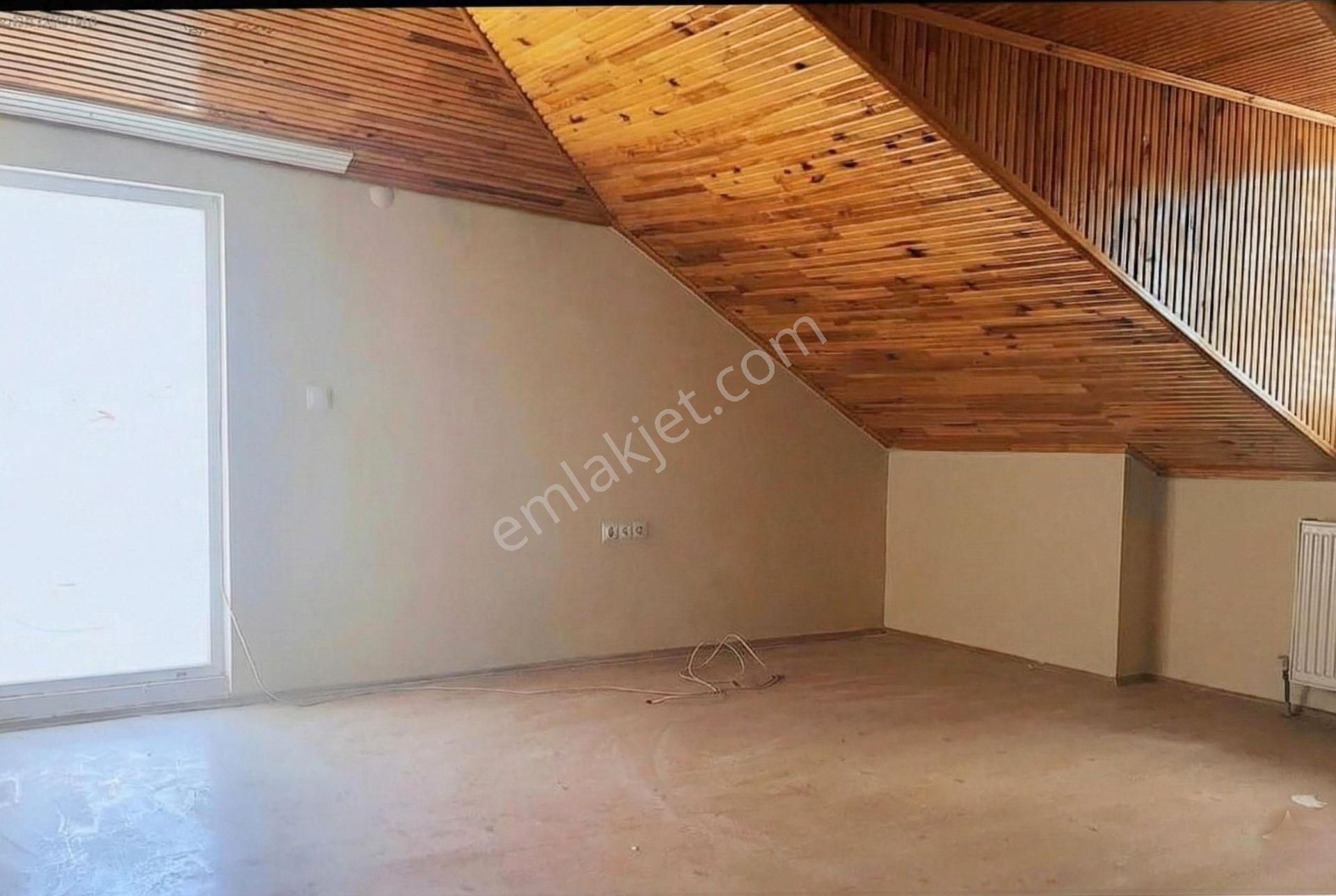 Mertcan'dan İskanlı Cadde 1dk Metro 6dk 2 Aileye Uygun Dubleks 4+2 - Görsel 24