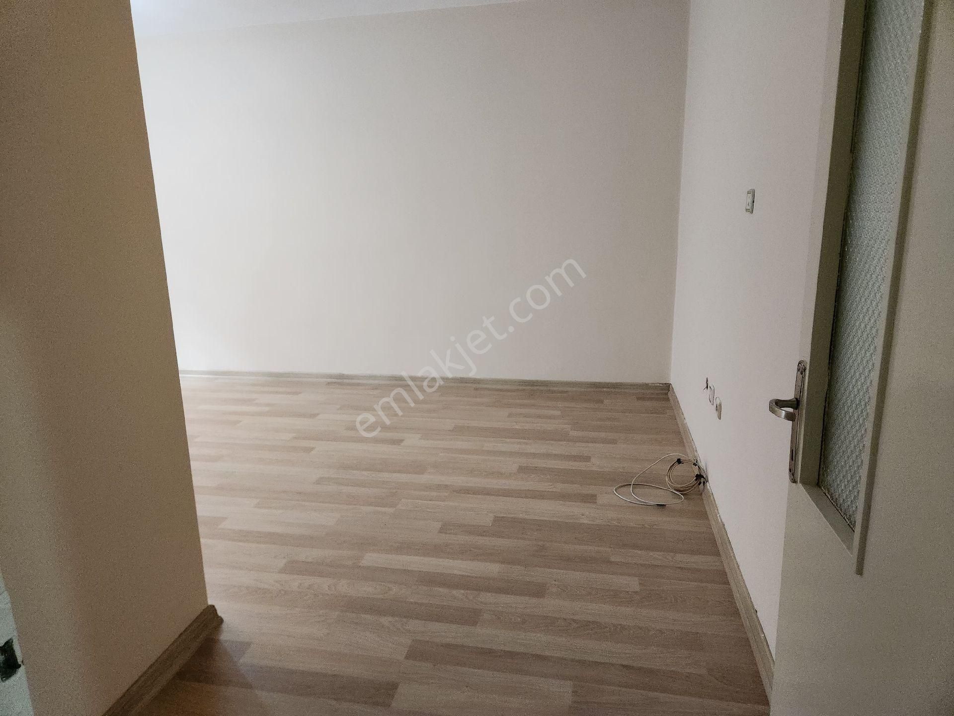 Burak Emlak'dan Kiralık Daire Kurtuluş Boncuk Sk. 2+1 Bakımlı