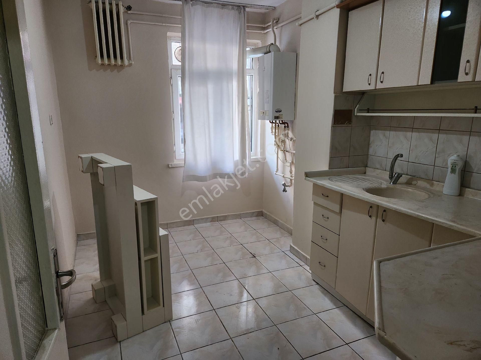 Burak Emlak'dan Kiralık Daire Kurtuluş Boncuk Sk. 2+1 Bakımlı - Görsel 8