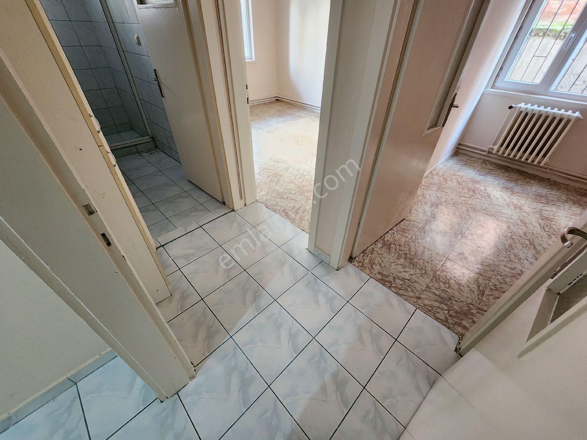 Burak Emlak'dan Kiralık Daire Kurtuluş Boncuk Sk. 2+1 Bakımlı - Görsel 15