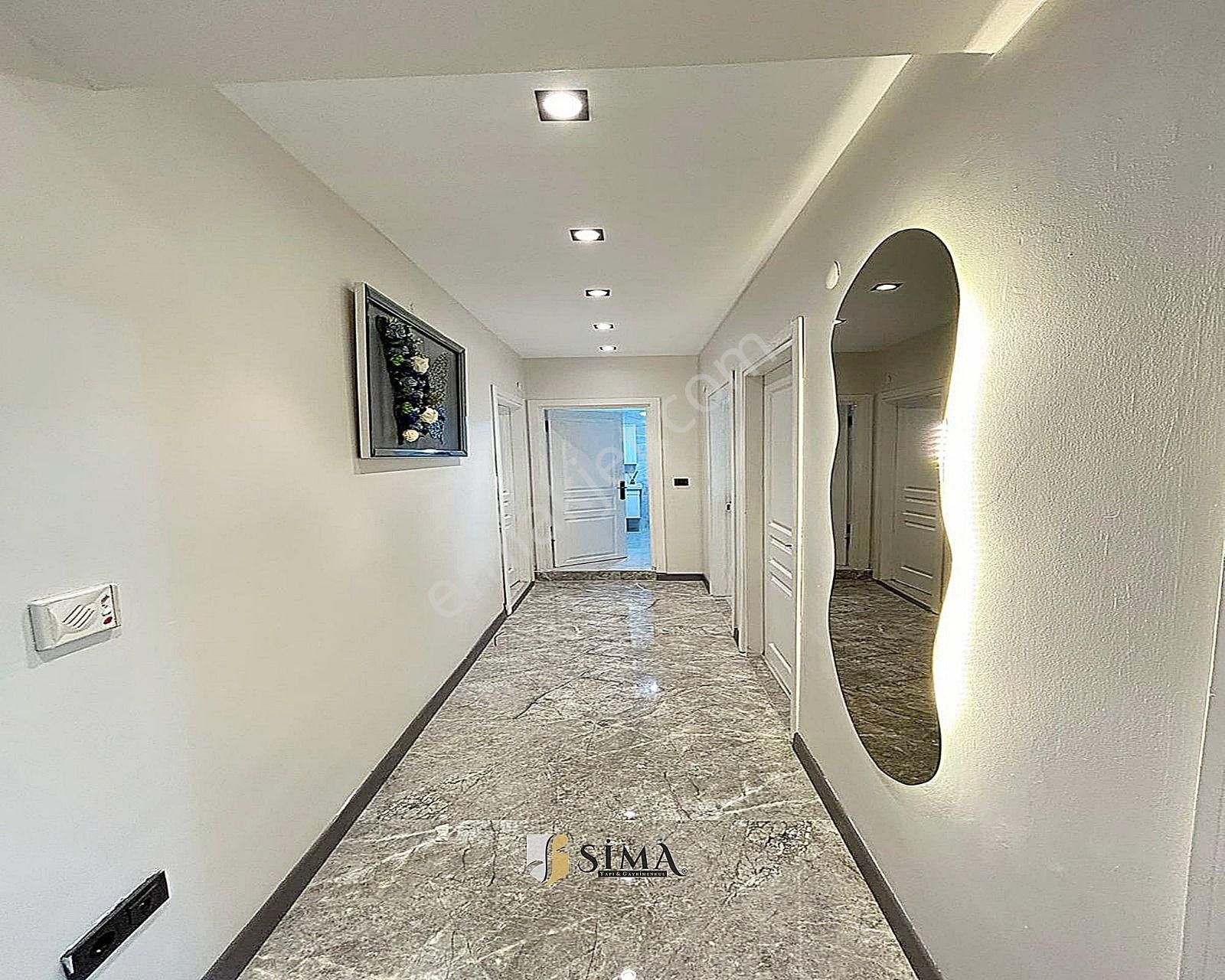 Metrobüse Yürüme Mesafesinde Giriş Kat Seviyesinde Geniş M2 Dekorlu 2+1 Daire - Görsel 9