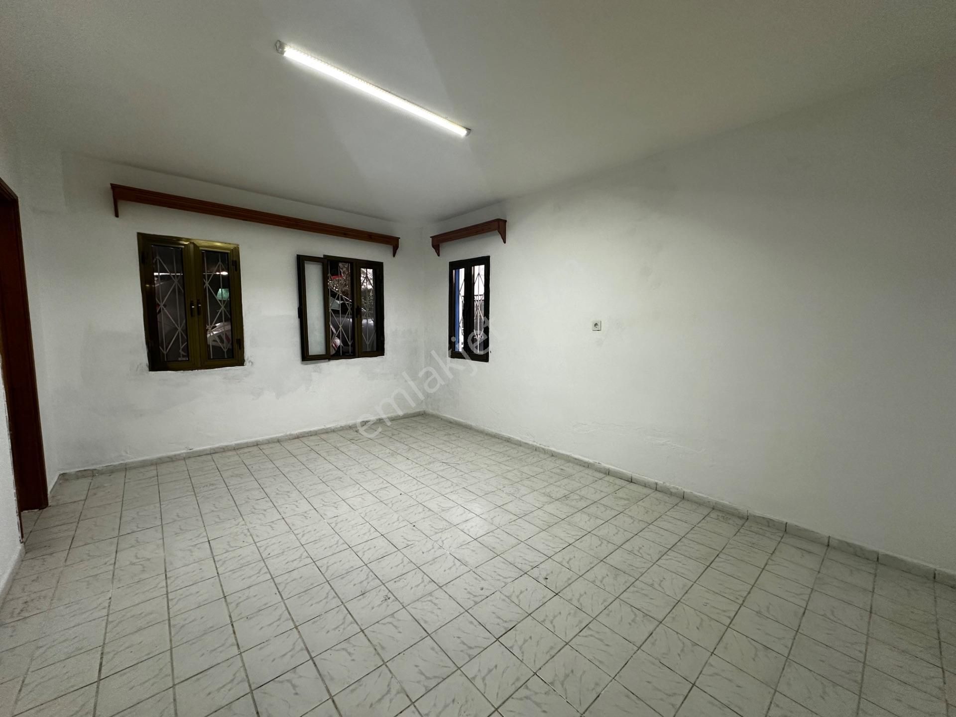 Bodrum Gümbet De, Eşyasız 2+1 Giriş Kat Daire - Görsel 3