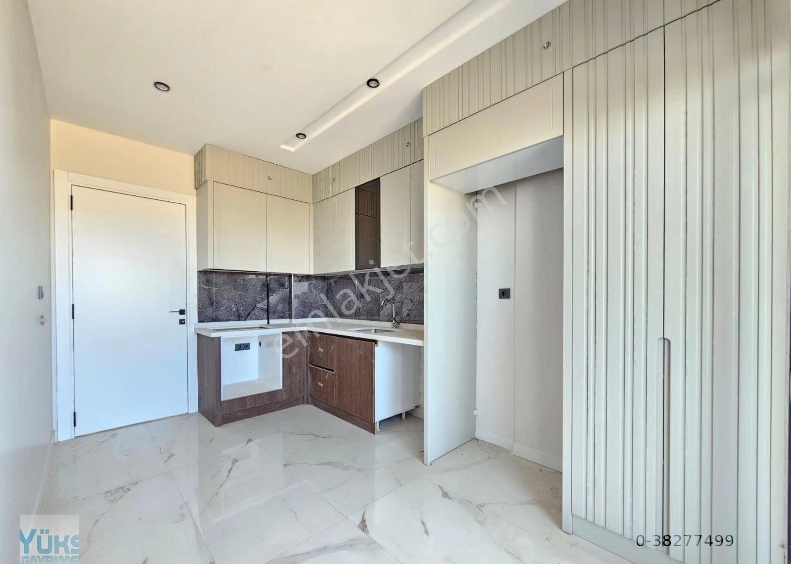 Denizli Yenişafak'ta 2+1 120 M2 Ana Caddeye Yakın Lüks Satılık Fırsat Daireler