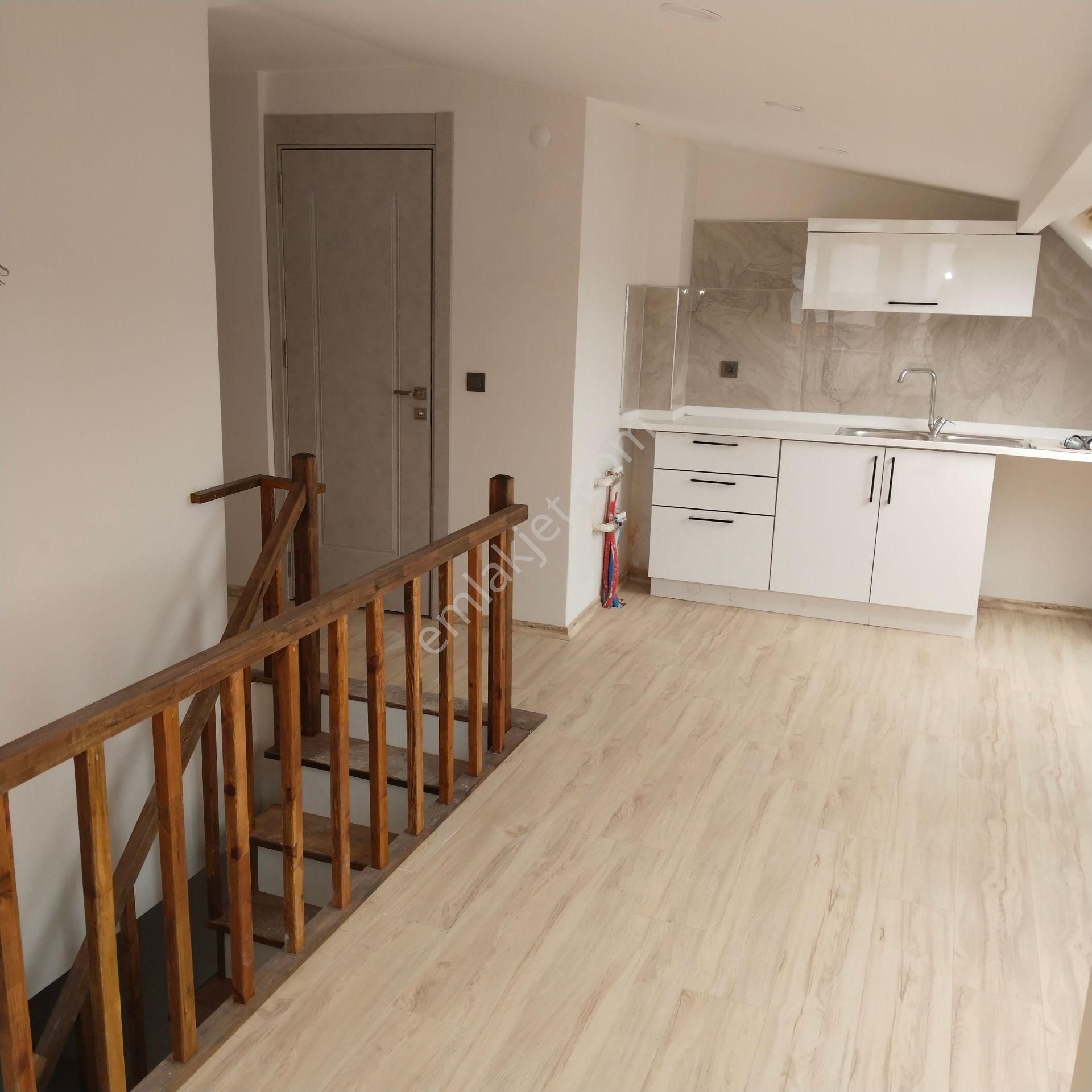 Maltepe Küçükyal'da 110 M2 2+1 Sıfır , Teraslı Dubleks Daire. - Görsel 26