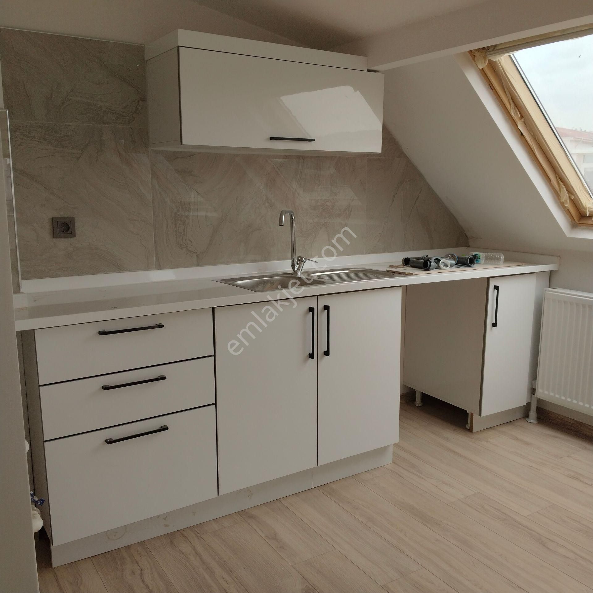 Maltepe Küçükyal'da 110 M2 2+1 Sıfır , Teraslı Dubleks Daire. - Görsel 15