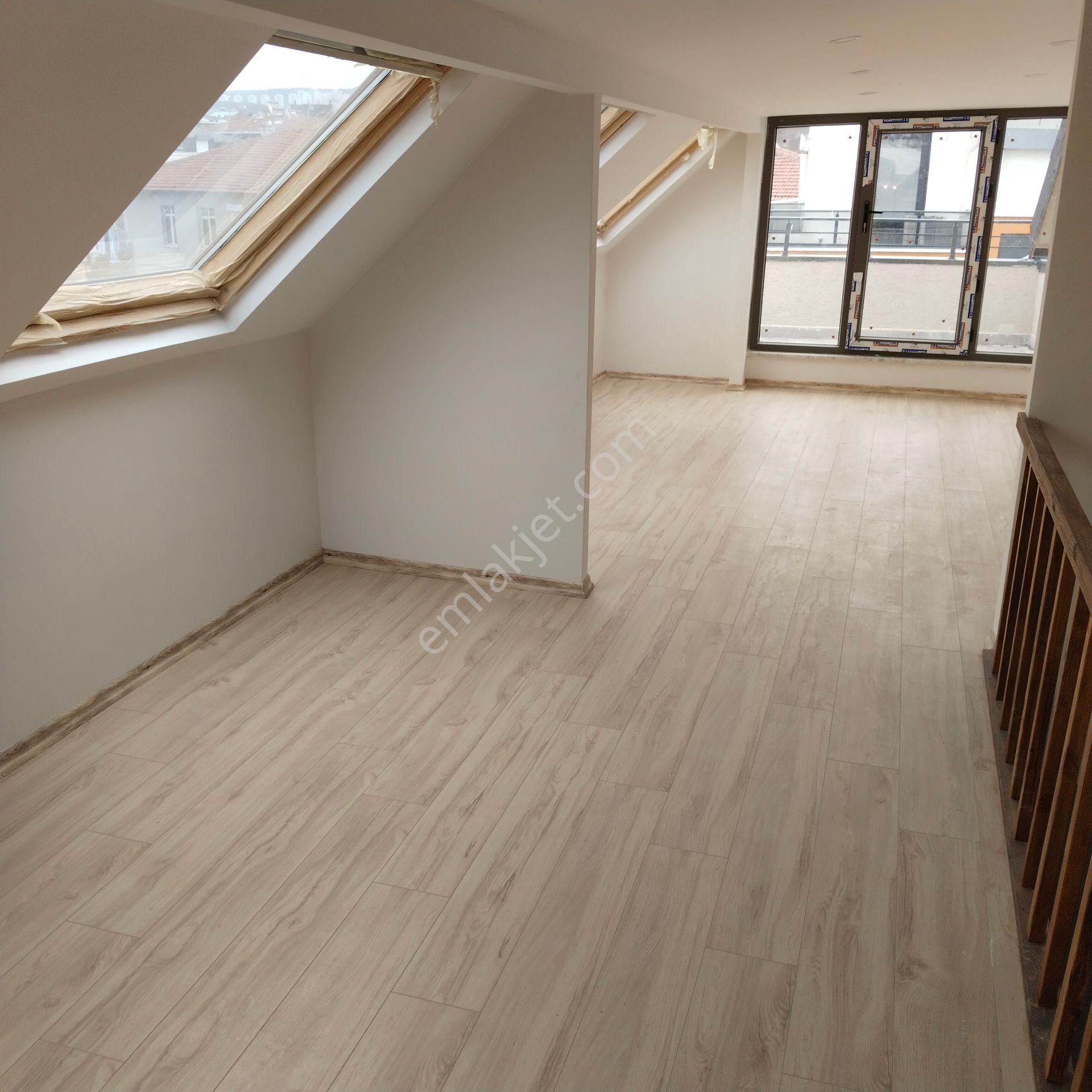 Maltepe Küçükyal'da 110 M2 2+1 Sıfır , Teraslı Dubleks Daire. - Görsel 18