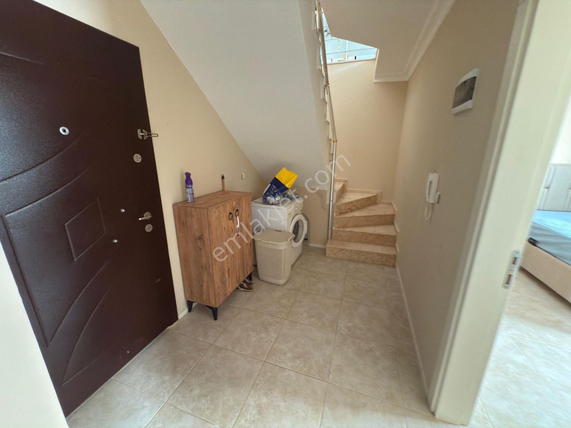 Efeler’de Masrafsız, Eşyalı Ve Havuzlu Sitede Satılık 3+1 Dubleks Daire - Görsel 13