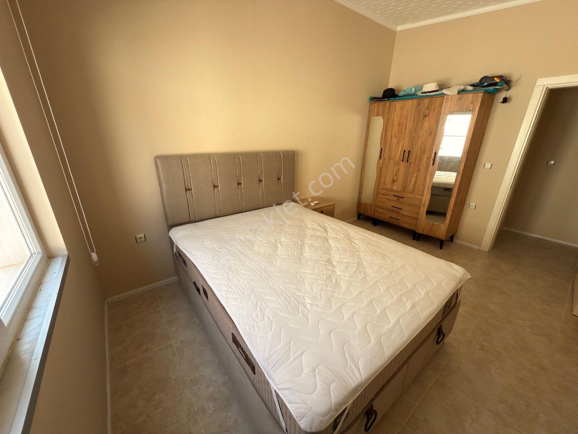 Efeler’de Masrafsız, Eşyalı Ve Havuzlu Sitede Satılık 3+1 Dubleks Daire - Görsel 12