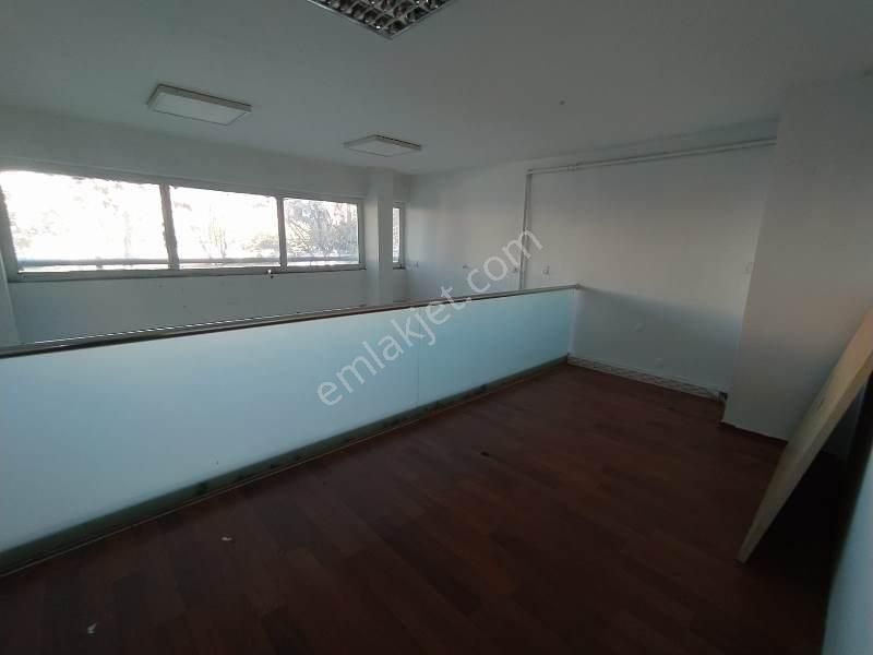 Mertcan Dan Küçükyalı Metro Durağına Yürüme 200m2 Fırsat Satılık Dükkan - Görsel 9