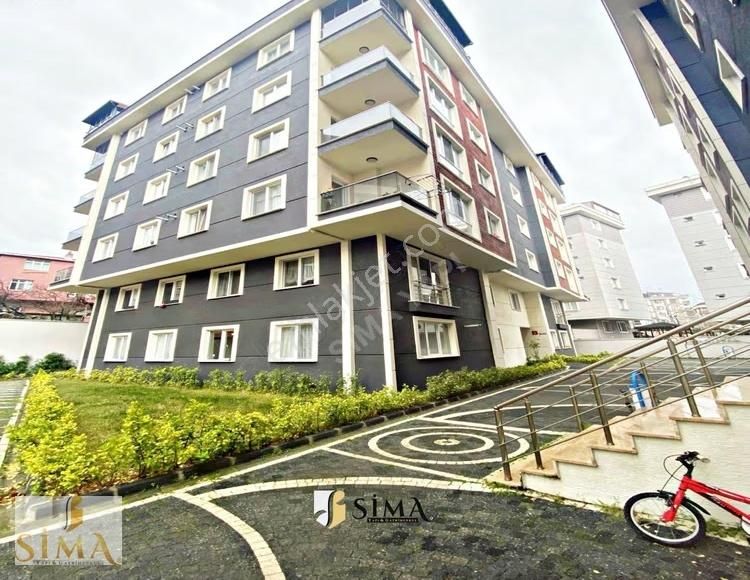 Gürpınar'da Otoparklı Butuk Site İçi 2+1 Arakat Satılık Daire - Görsel 2