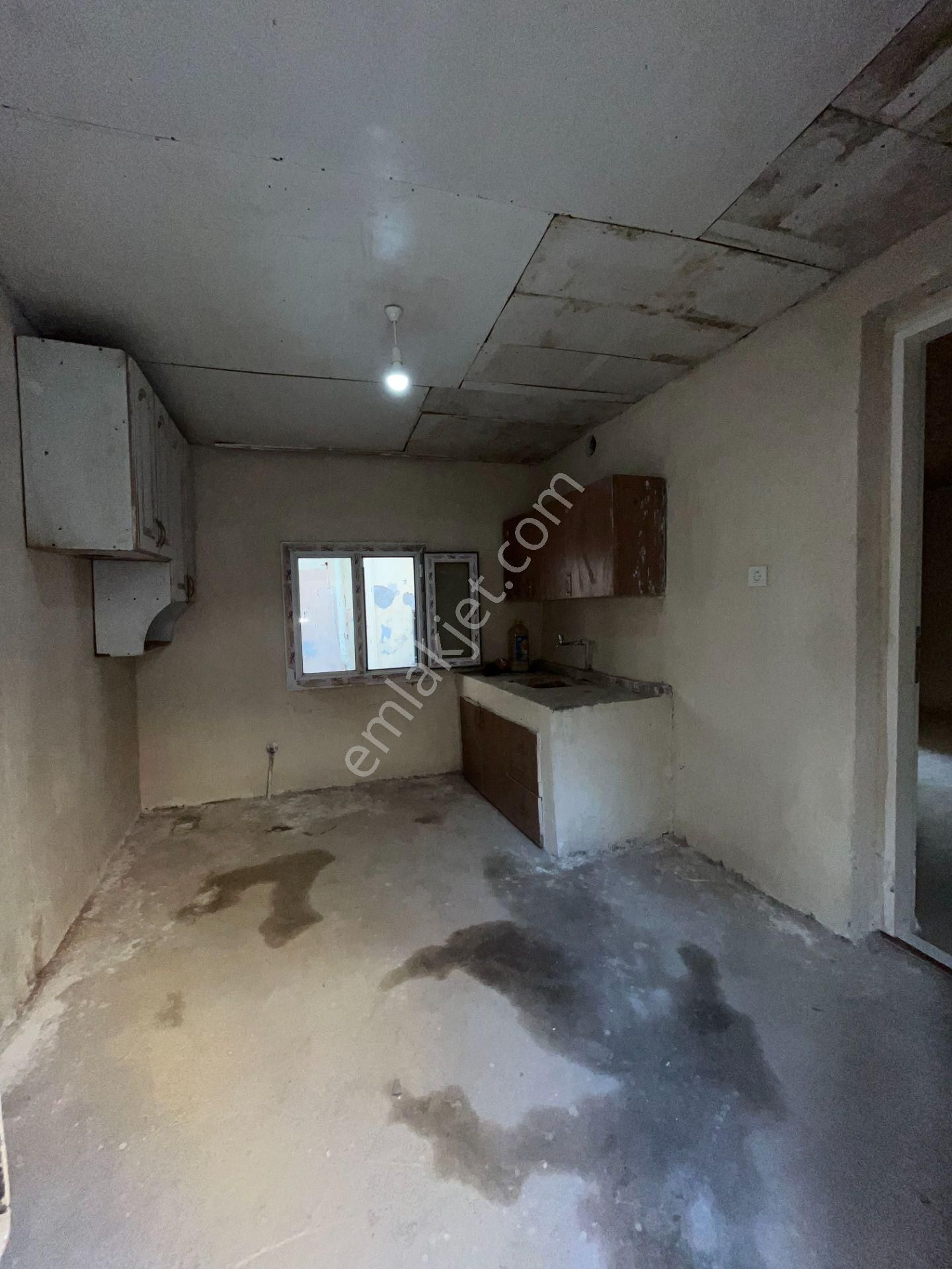 Gümüşpala Sağlık Ocağı Ve Pazaryeri Yakını 1+1 Kiralık Ev - Görsel 6
