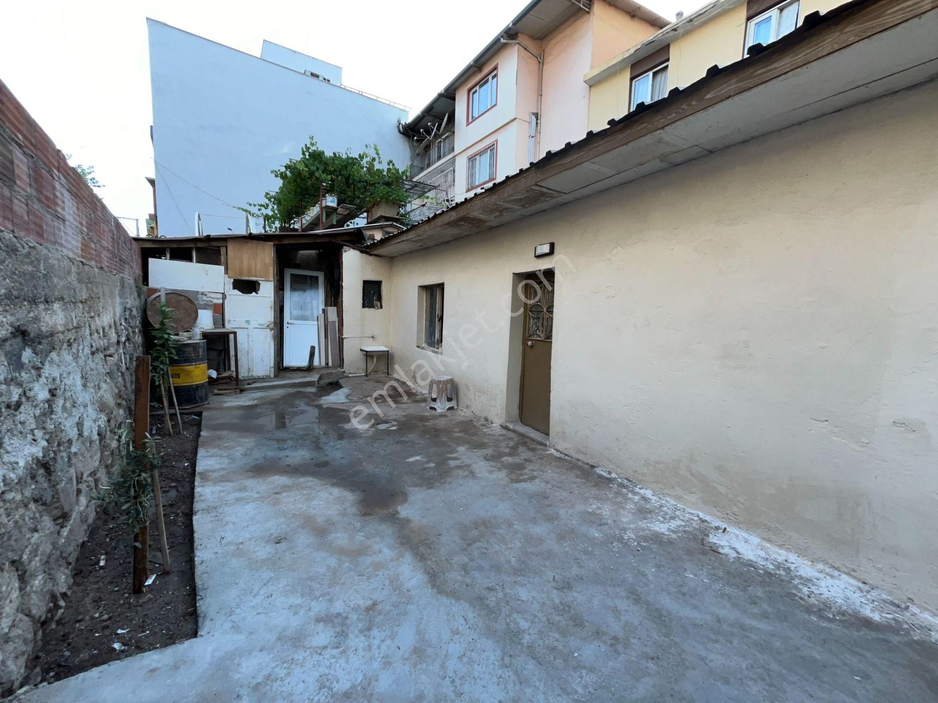 Gümüşpala Sağlık Ocağı Ve Pazaryeri Yakını 1+1 Kiralık Ev - Görsel 13