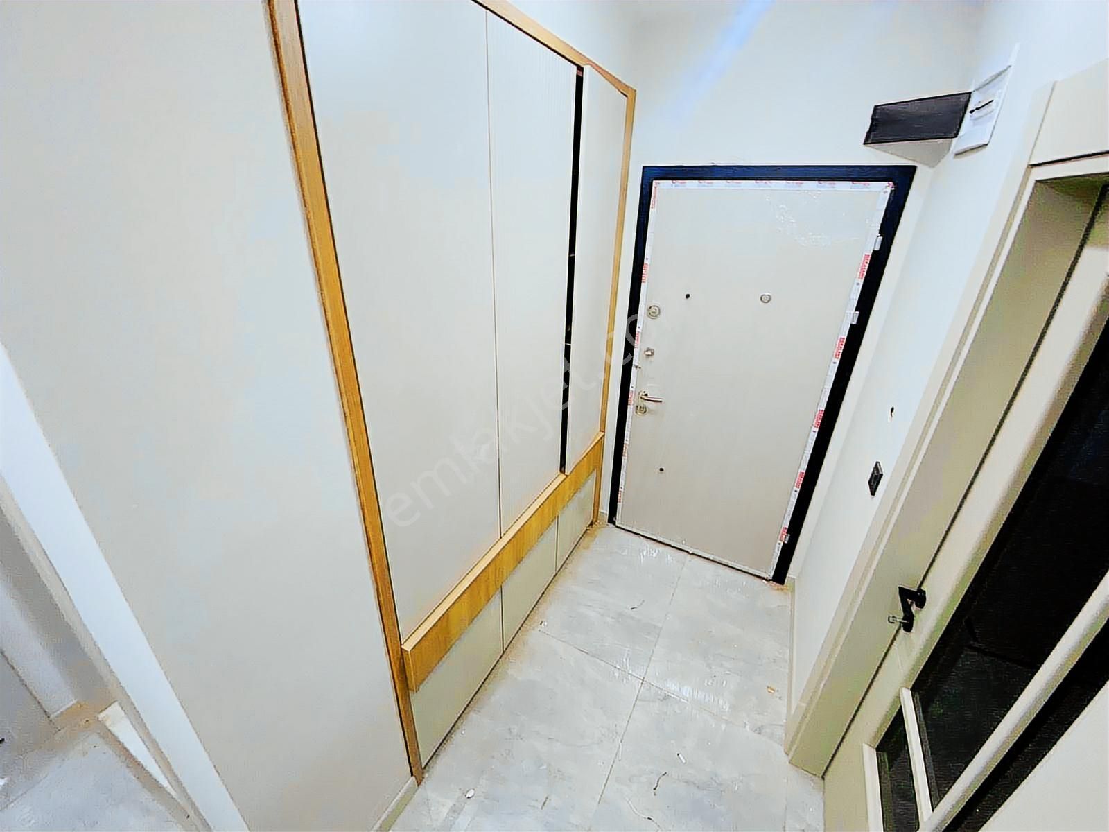 Kostak Gayrimenkul'den Kadıköy'de Ön Cephe 2+1 Sıfır Ferah Daire - Görsel 34