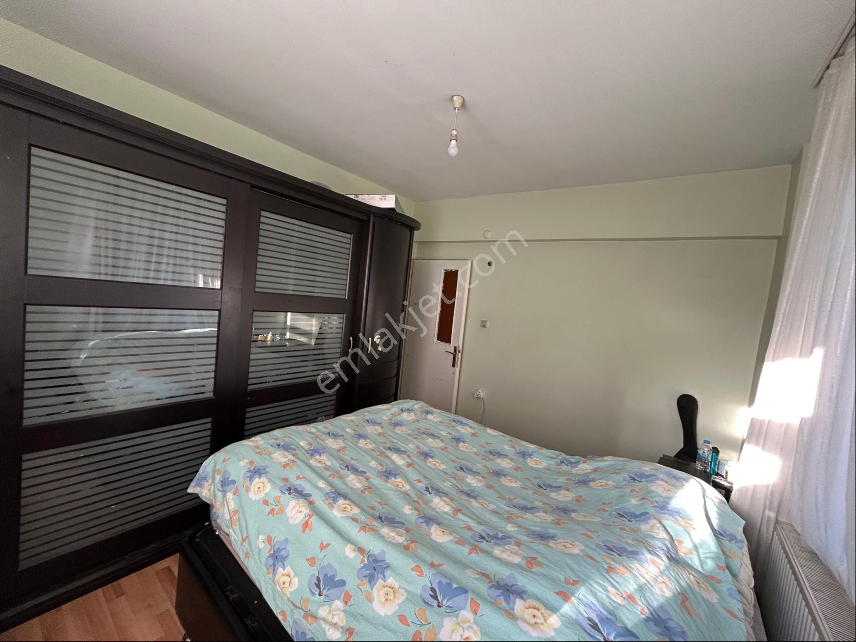 Güzelyalı Sahilde 72 M2 Hisseli Hem Krediye Uygun 2+1 Daire - Görsel 4
