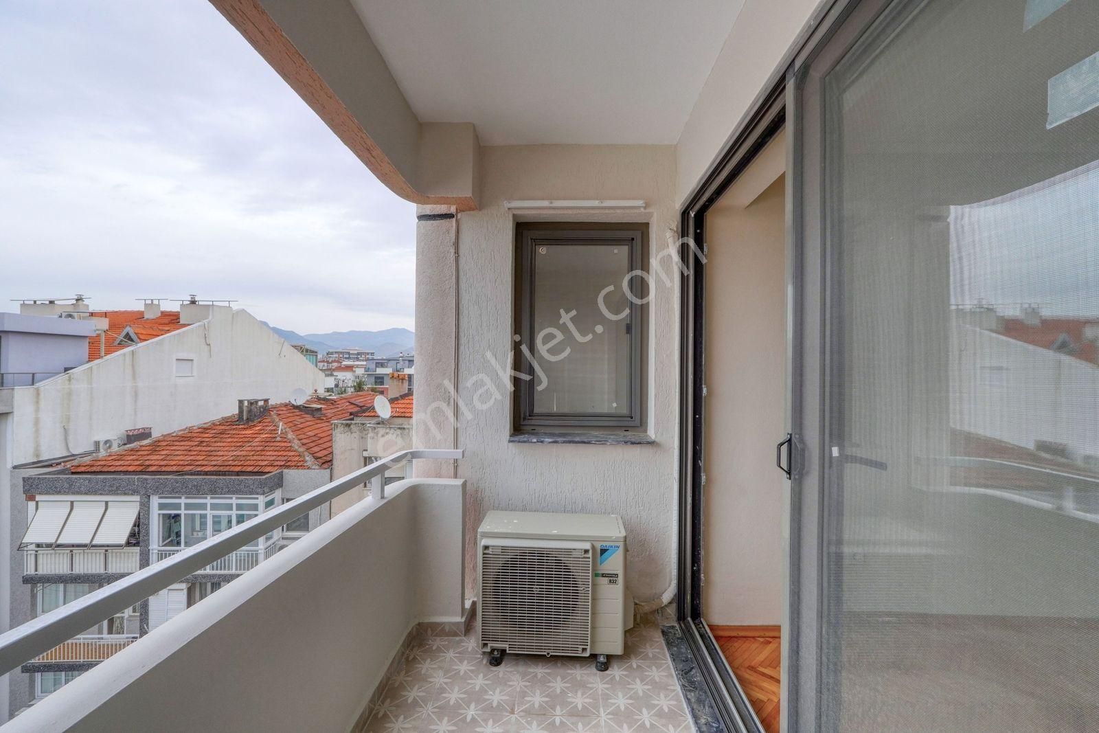 Bostanlının Kalbinde, Prestijli Bir Yaşam Kiralık 3+1 - Görsel 23