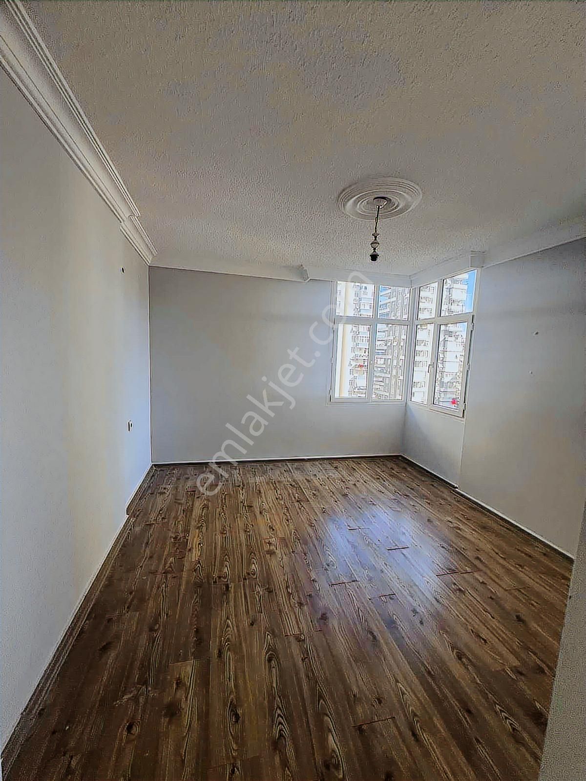 Kulepark~farkıyla~semt~pazarı~yanı4+1~kapalı~mutfak~teras~balkon - Görsel 17