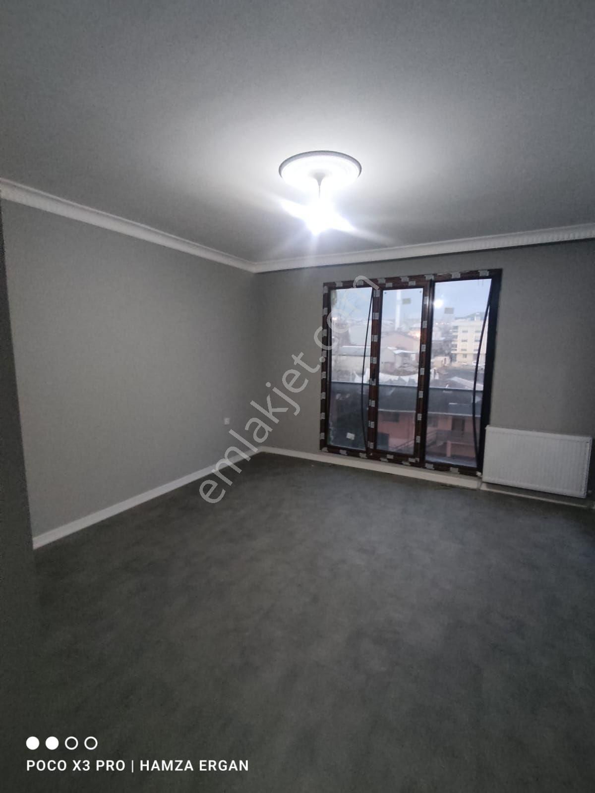 1.69 Krediyle Arnavutköy Haraççı Karlıbayırda Satılık 3+2 Çatı Kat Dubleks Daire - Görsel 11