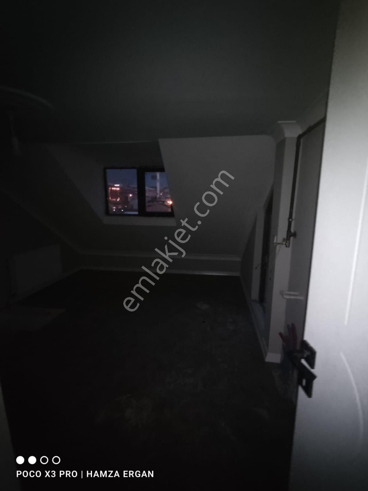 1.69 Krediyle Arnavutköy Haraççı Karlıbayırda Satılık 3+2 Çatı Kat Dubleks Daire - Görsel 19