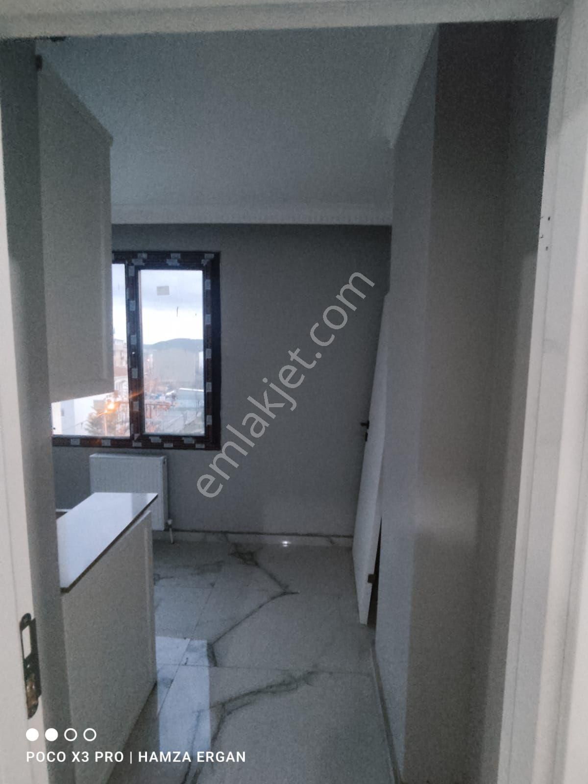 1.69 Krediyle Arnavutköy Haraççı Karlıbayırda Satılık 3+2 Çatı Kat Dubleks Daire - Görsel 2