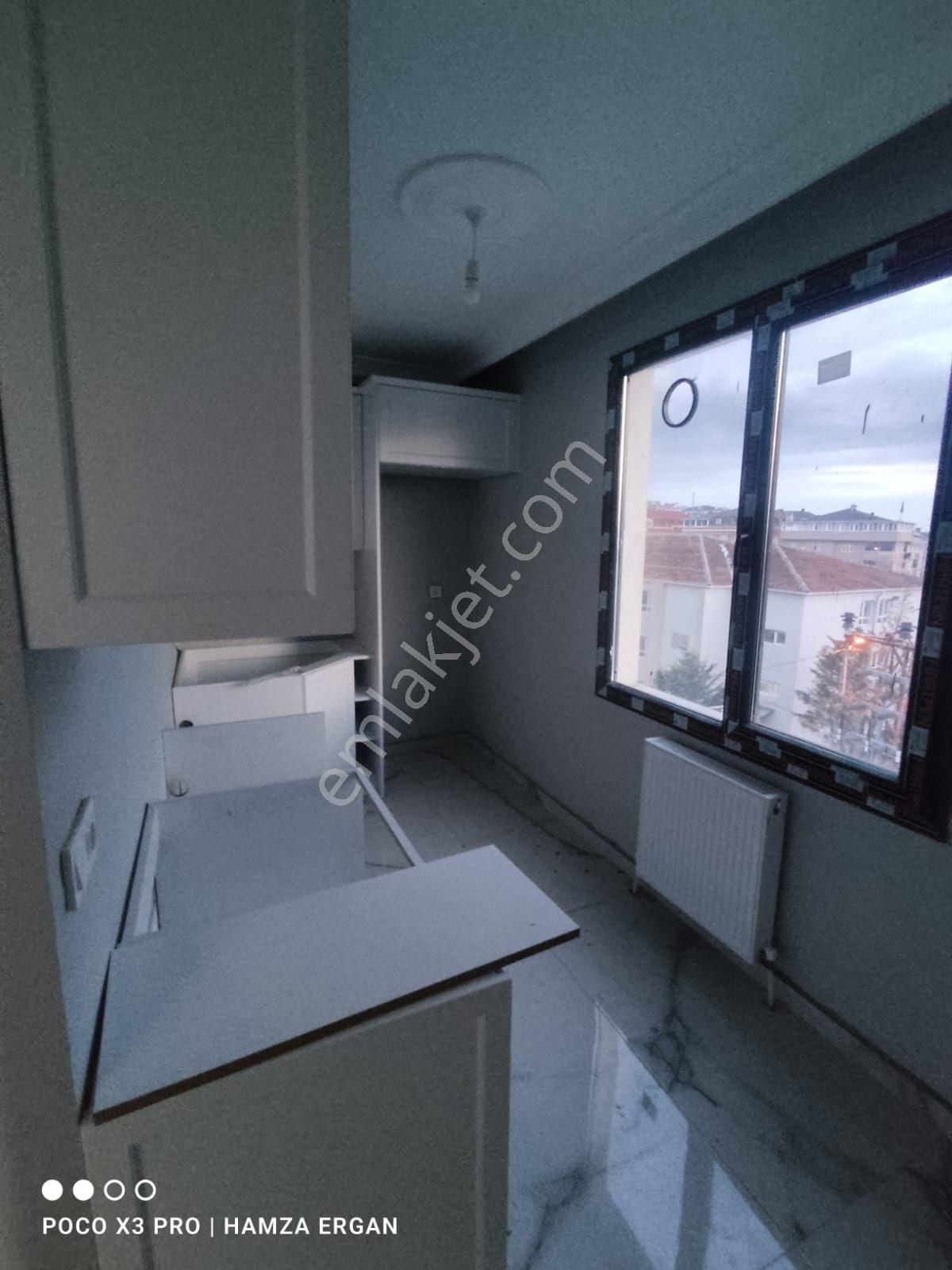 1.69 Krediyle Arnavutköy Haraççı Karlıbayırda Satılık 3+2 Çatı Kat Dubleks Daire - Görsel 3