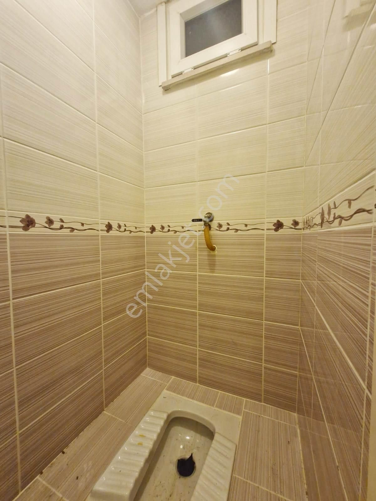 Fatih Emlaktan Cadde Üzeri Kiralık 3+1 Asansörlü Ara Kat Daire - Görsel 14