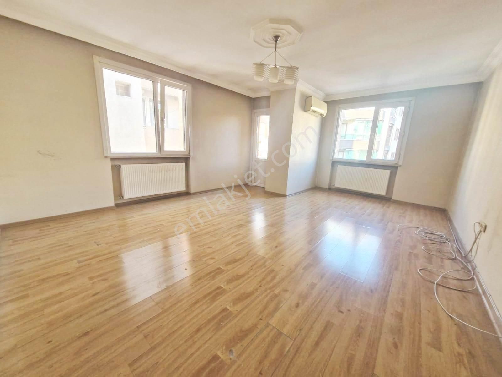 Fatih Emlaktan Cadde Üzeri Kiralık 3+1 Asansörlü Ara Kat Daire