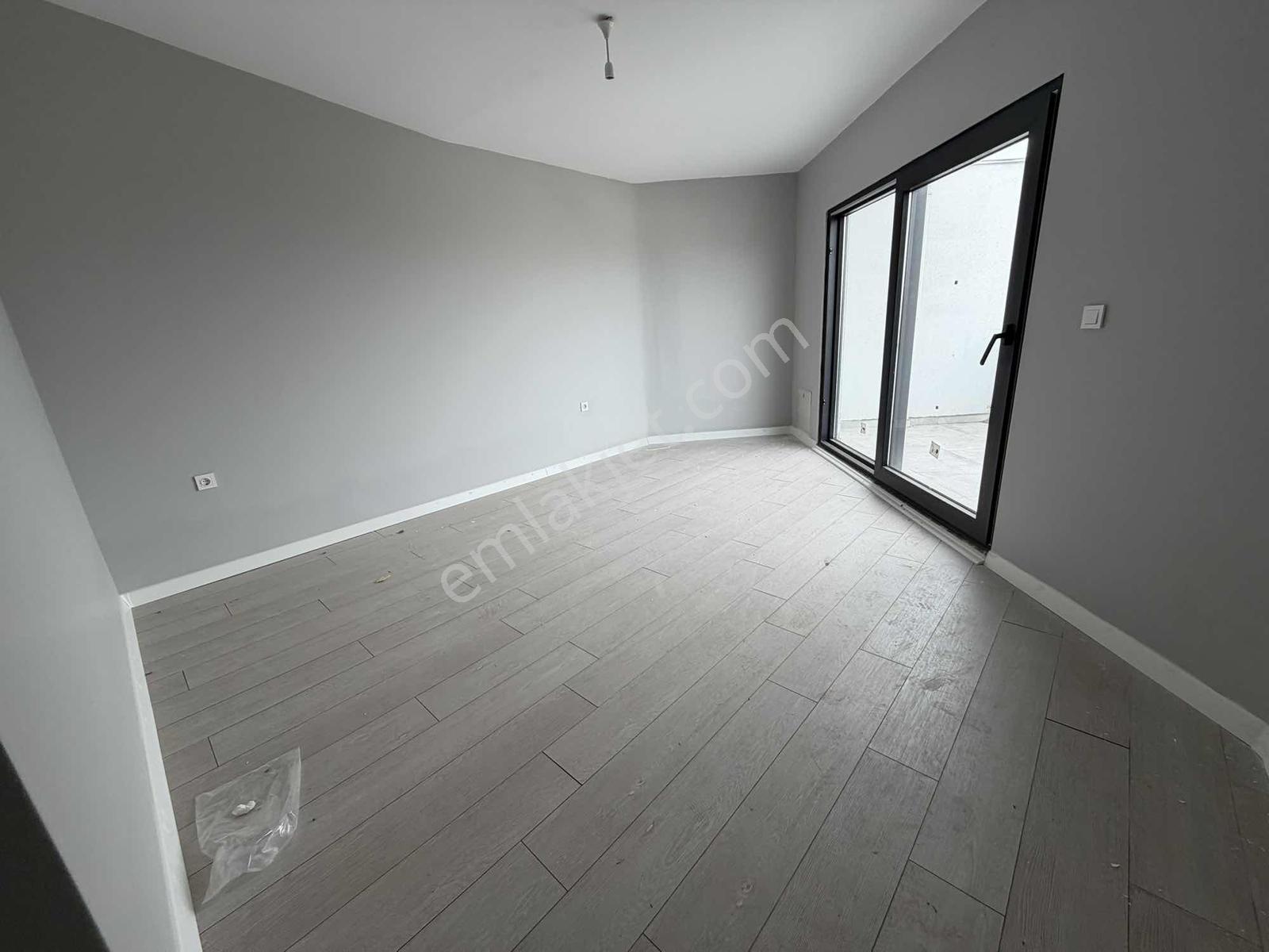 Deniz Ve Şehir Manzaralı 310m² Tripleks Villa - Görsel 26