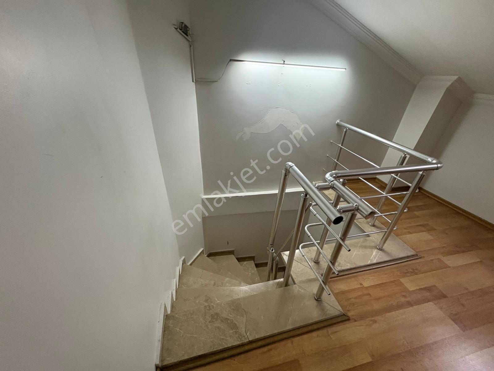 Levent Emniyetevler Metrosuna Yakın Yeni Binada Kiralık Daire - Görsel 12