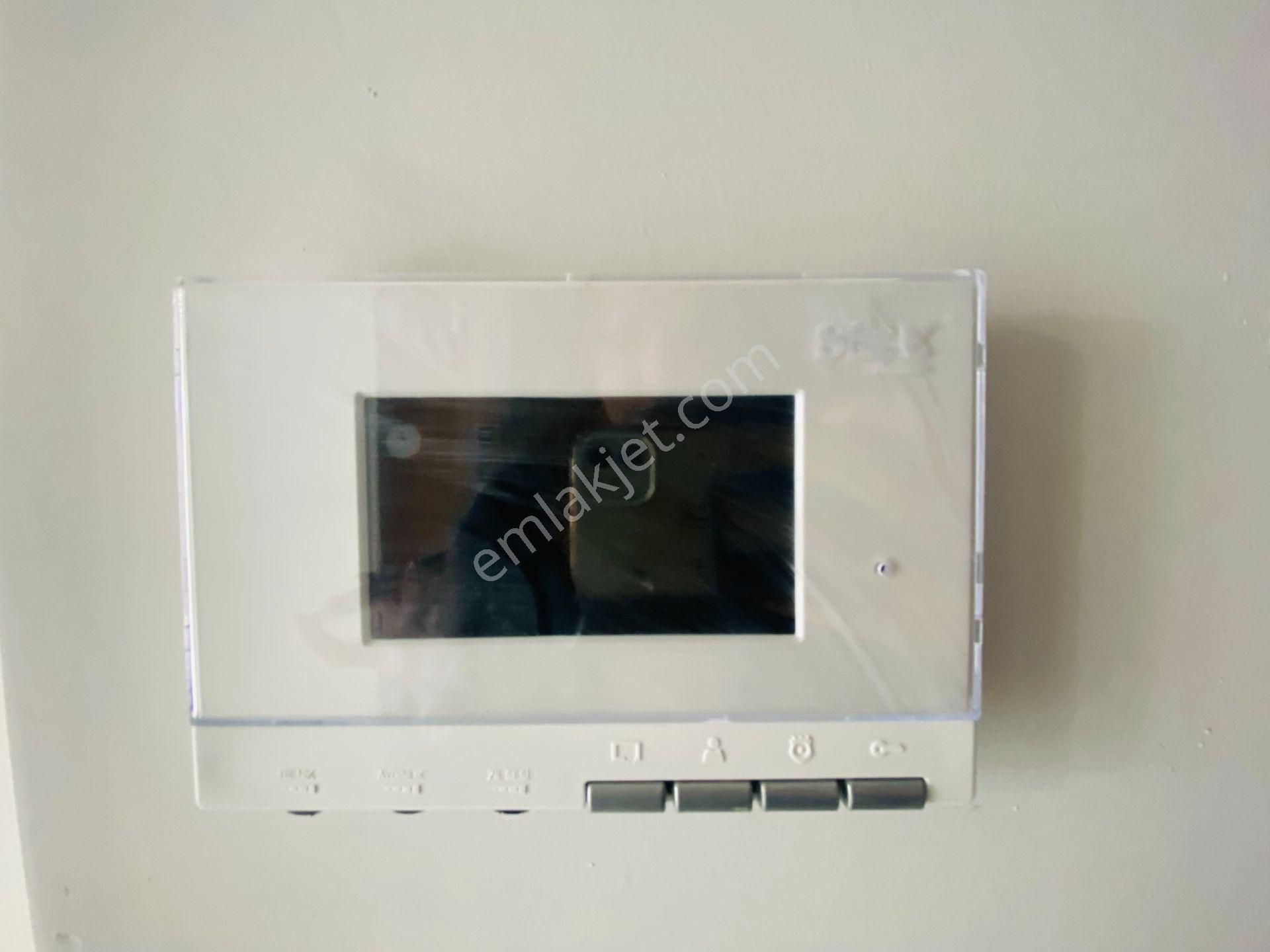 Güven'den Kapaklı'da Kombili,cam Balkonlu Arakat,ön Cephe 2+1 Ev - Görsel 29