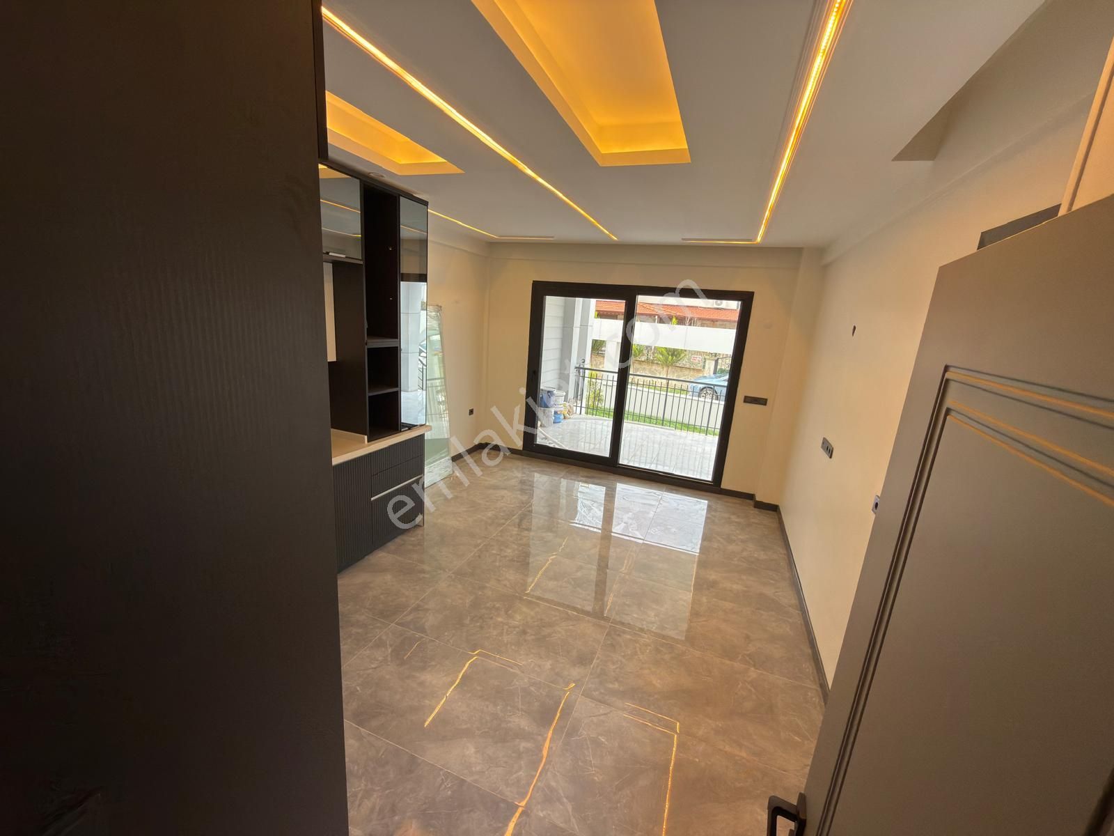 İzmir Dikili Cumhuriyet Mah Satılık Sıfır 3+1 Denize Yakın Villa - Görsel 33