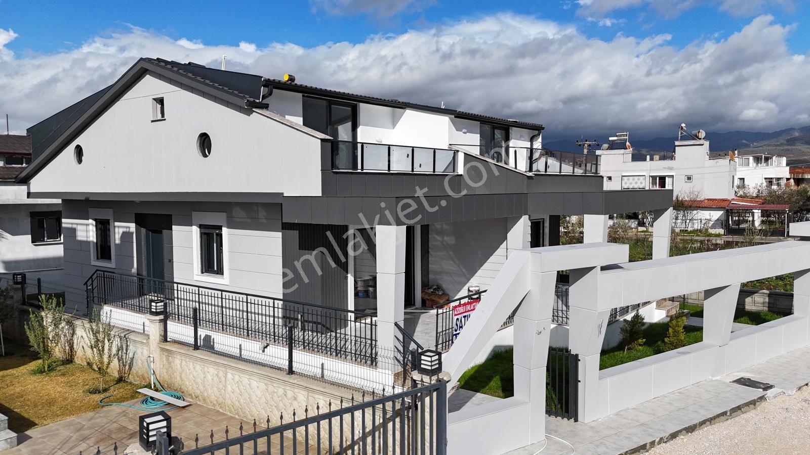 İzmir Dikili Cumhuriyet Mah Satılık Sıfır 3+1 Denize Yakın Villa - Görsel 22