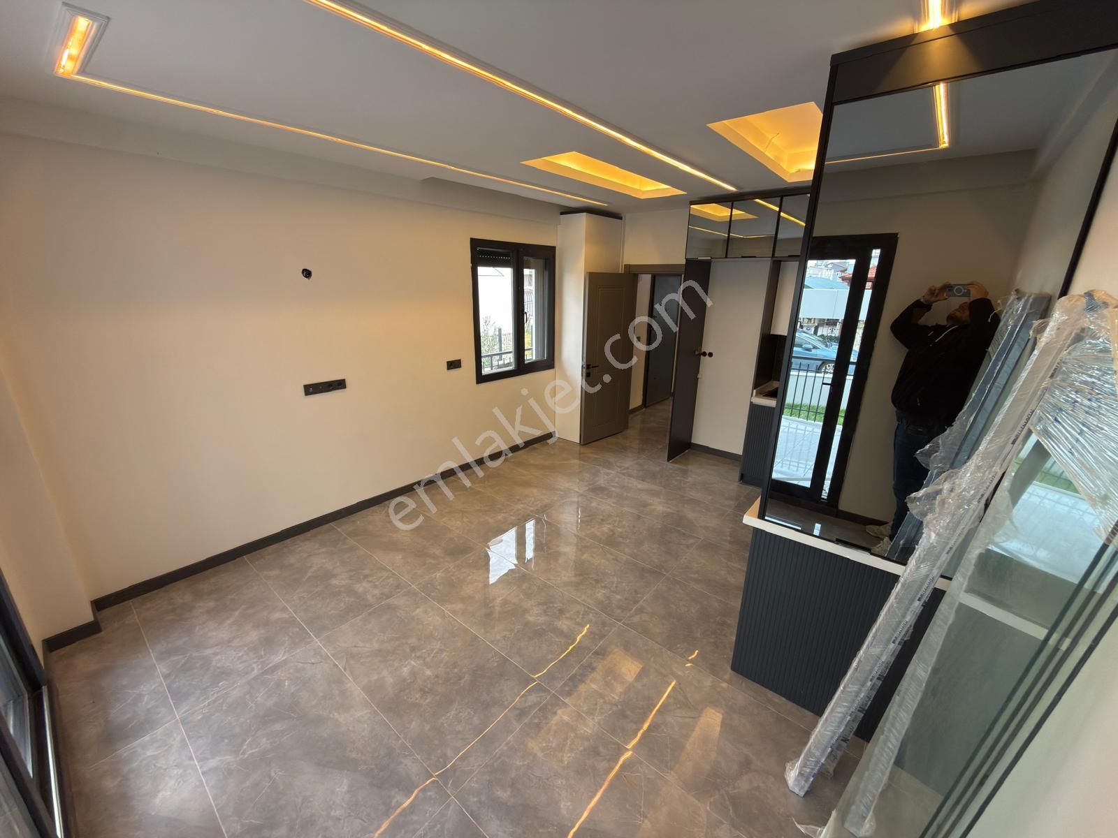 İzmir Dikili Cumhuriyet Mah Satılık Sıfır 3+1 Denize Yakın Villa - Görsel 18