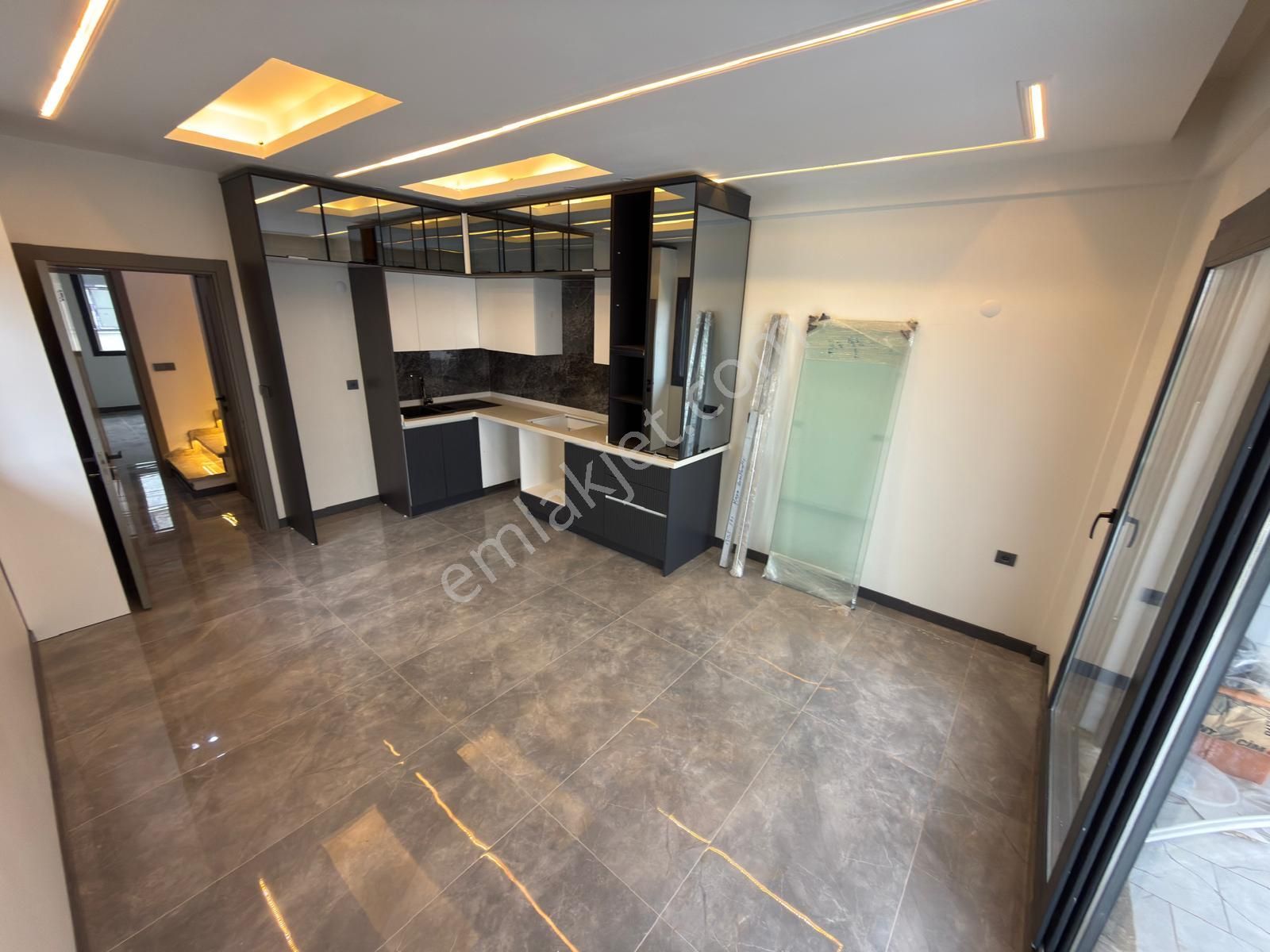 İzmir Dikili Cumhuriyet Mah Satılık Sıfır 3+1 Denize Yakın Villa - Görsel 16