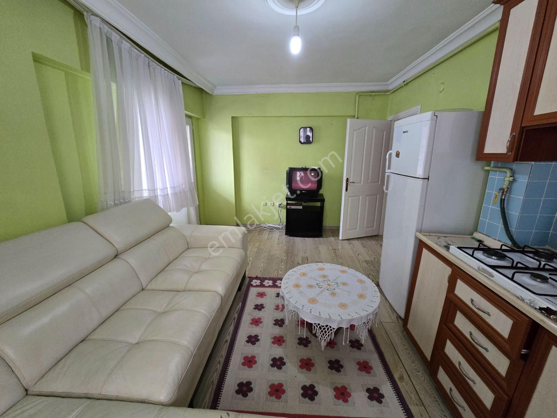 Denize Yürüme Mesafesinde Arakat 2+1 Daire - Görsel 4