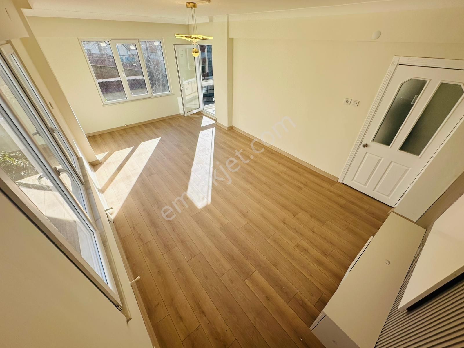 Kostak Gayrimenkulden Akçay Yenimahallede Denize 100m Öncephe3+1 - Görsel 11