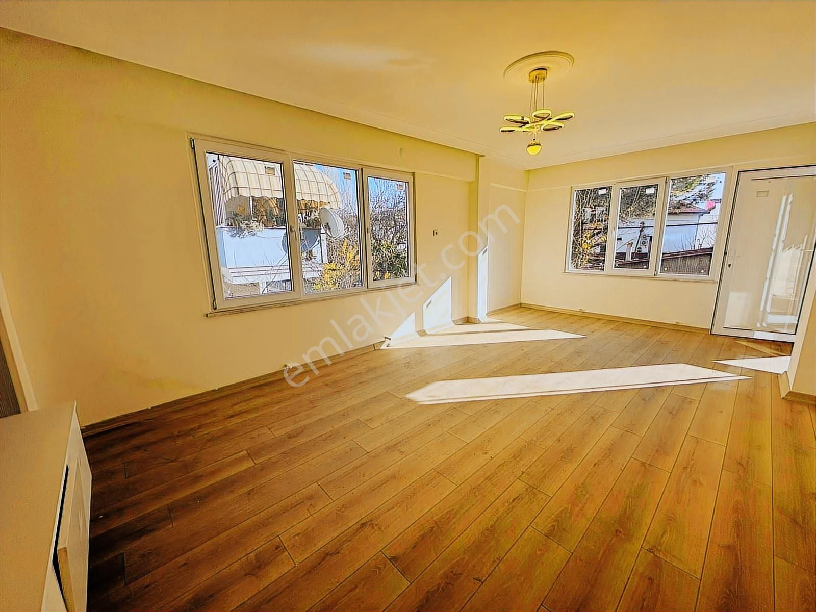 Kostak Gayrimenkulden Akçay Yenimahallede Denize 100m Öncephe3+1 - Görsel 7