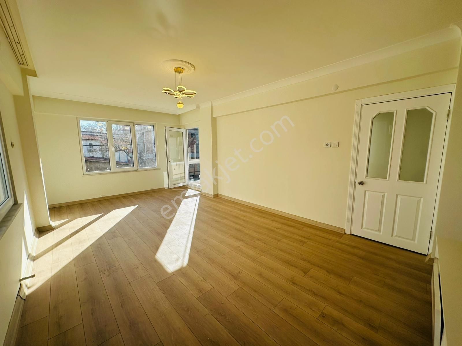 Kostak Gayrimenkulden Akçay Yenimahallede Denize 100m Öncephe3+1 - Görsel 8