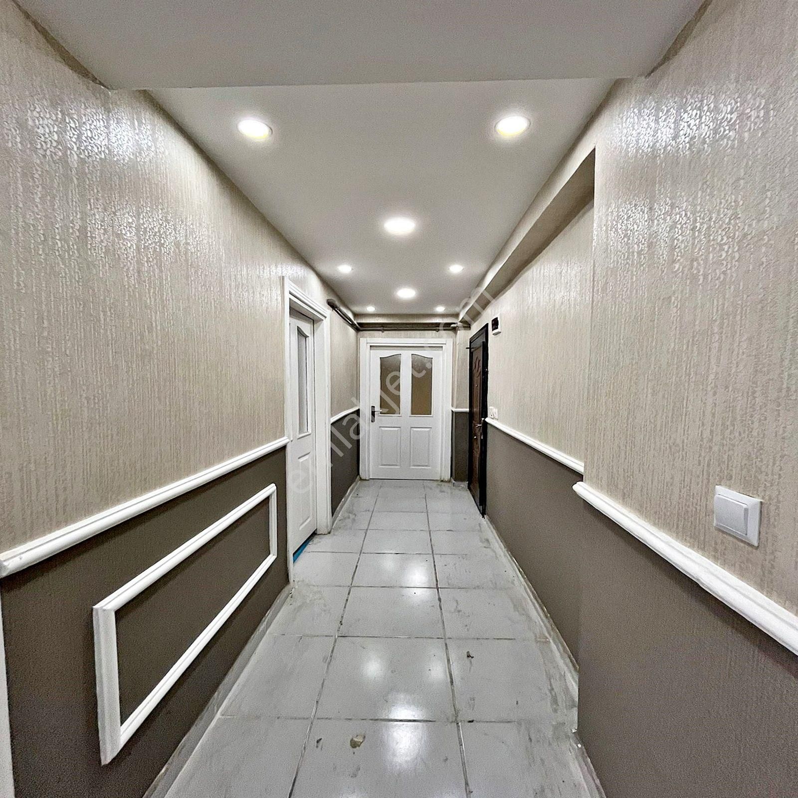 Hürriyet Mahallesinde Krediye Uygun Satılık 2+1 Bahçe Katı - Görsel 25