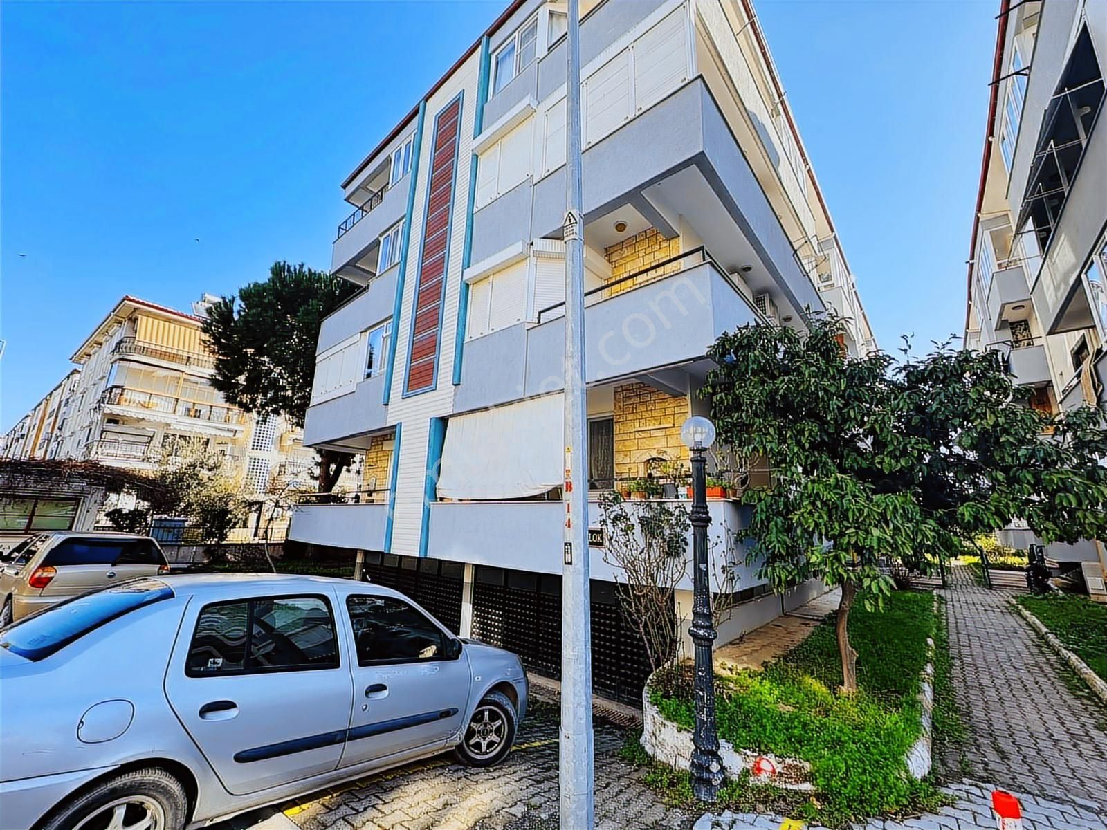 Kostak Gayrimenkul'den Altınkumda 2+1 İçi Full Yapılı Lüx Daire
